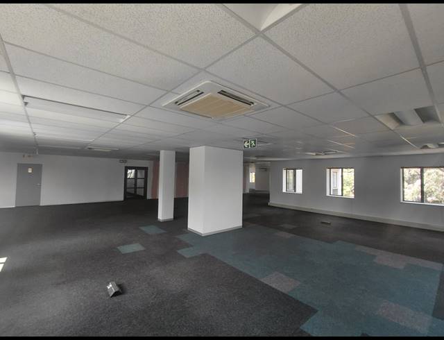 514M² OFFICE TO LET IN BRYANSTON